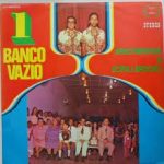 Araci Miranda e Sofia Cardoso - 1 Banco Vazio
