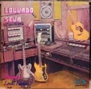 conjunto lindos cânticos-louvado seja