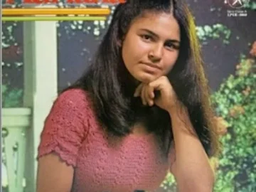 Download Adriana Nascimento - Se Deus é Por Nós