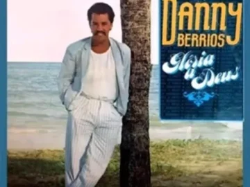 Download Danny Berrios - Glória a Deus
