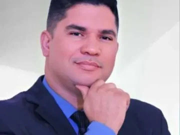 Download DEUS TÁ VENDO!