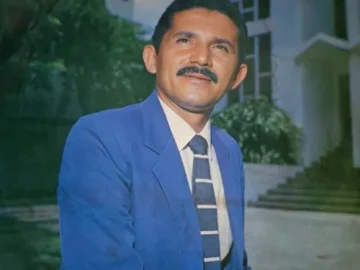 Download José Simões