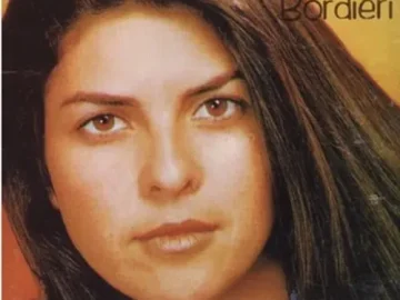 Download Vanilda Bordieri - Deus é Fiel